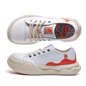 NWT UIN Women’s Travel Comfortable Shoes/Segovia 1 - Bright White/US7